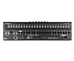  Allen&Heath QU-24 Цифровой пульт фото 3